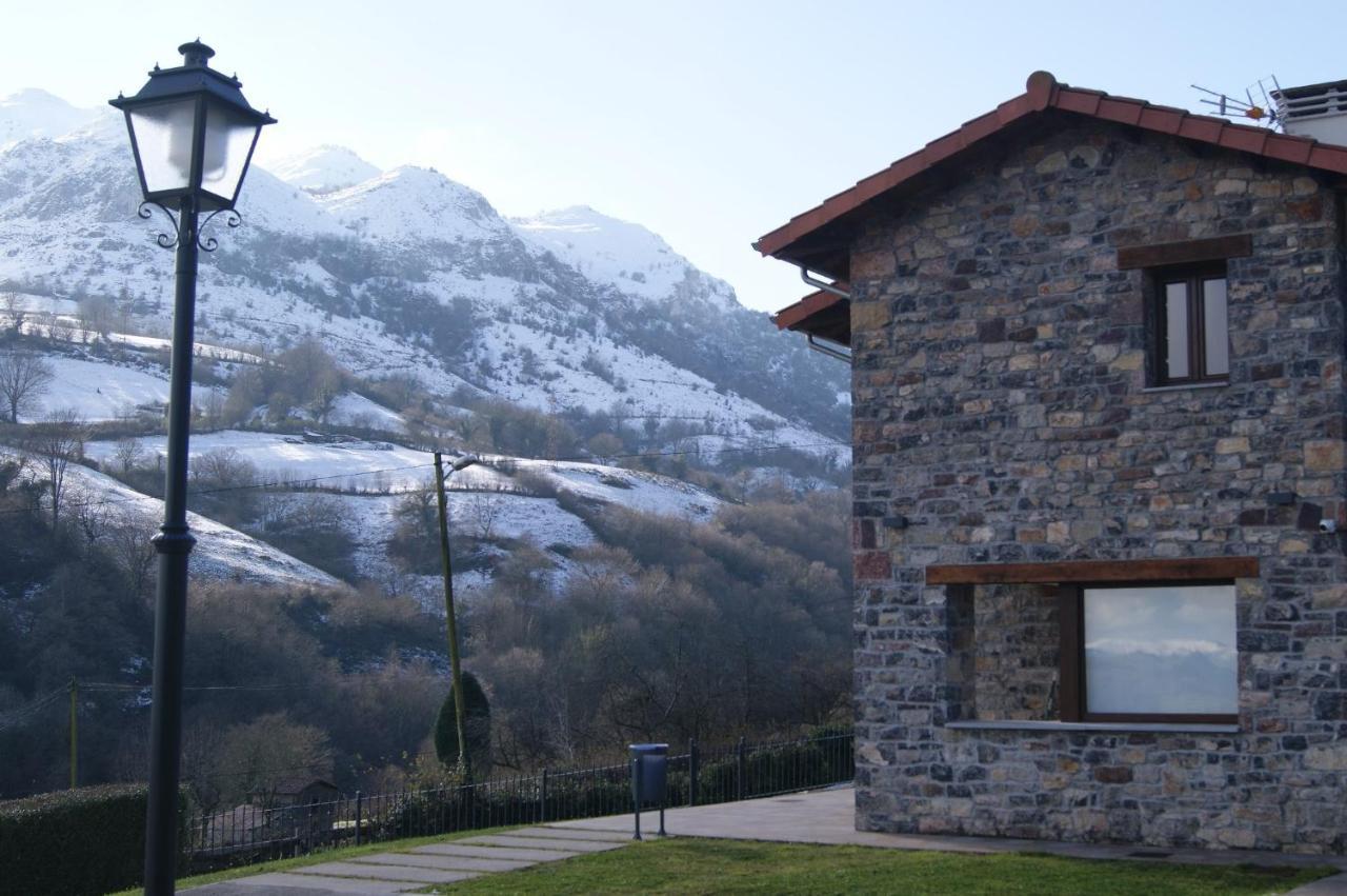 Apartamentos Rurales Penon Blanco Penerudes Exteriör bild