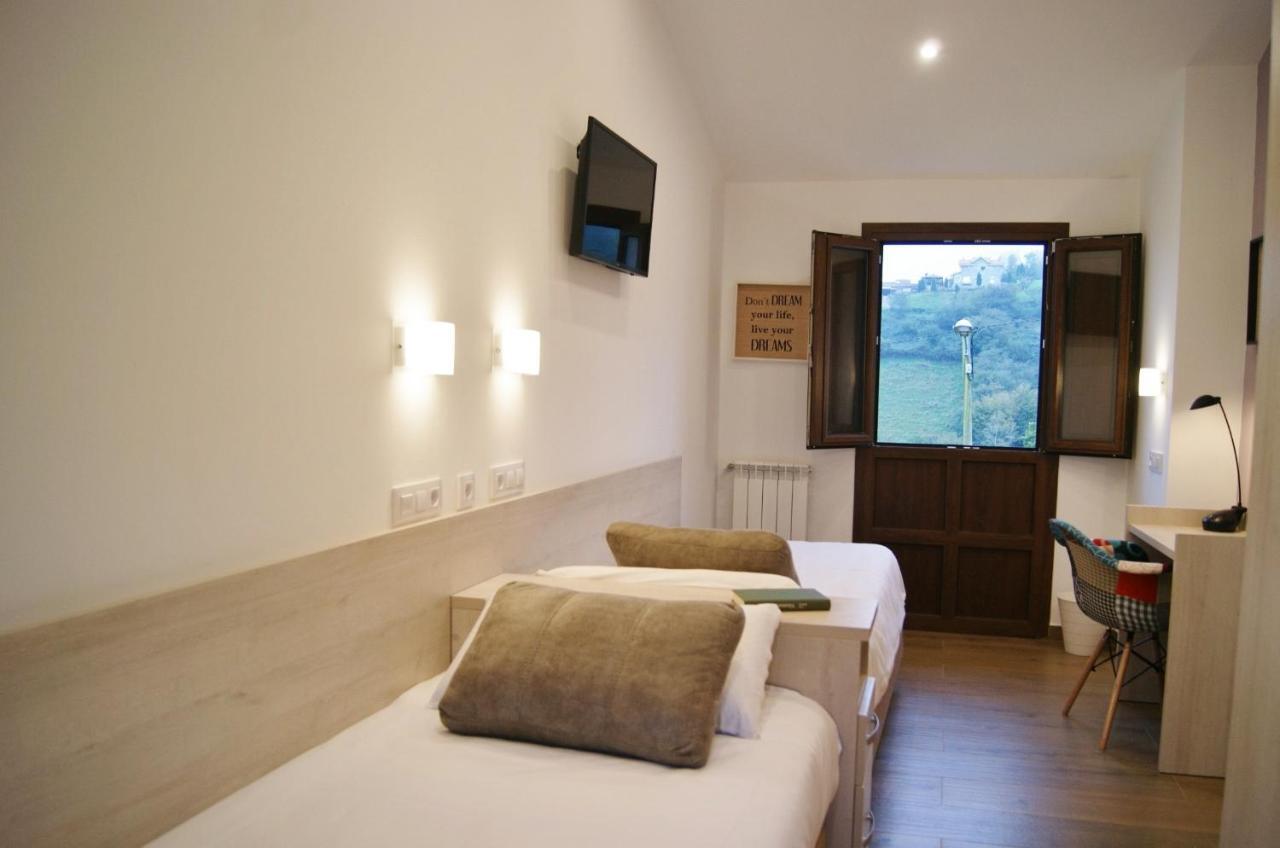 Apartamentos Rurales Penon Blanco Penerudes Exteriör bild