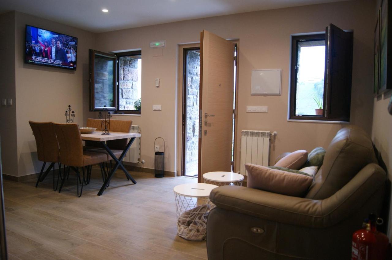 Apartamentos Rurales Penon Blanco Penerudes Exteriör bild